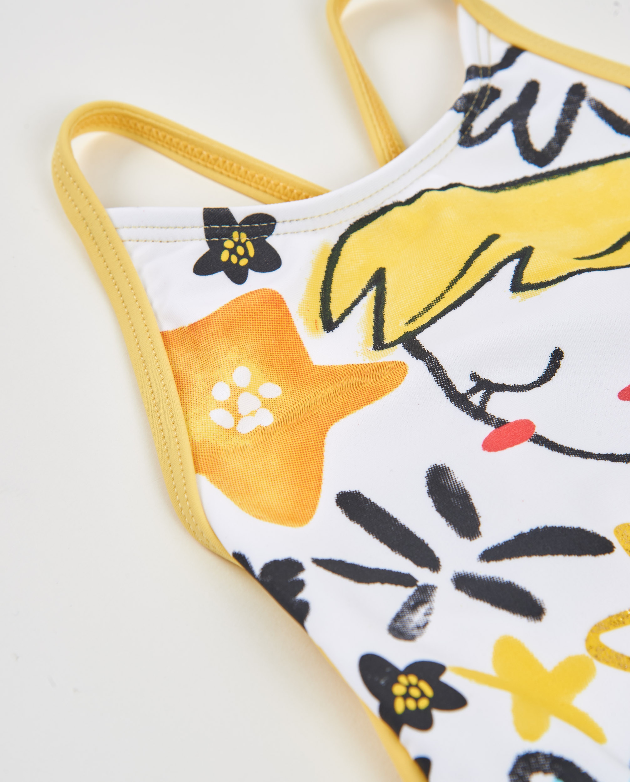 Fato de Banho Infantil de Malha com Detalhe Lateral Tuc tuc Amarelo-3