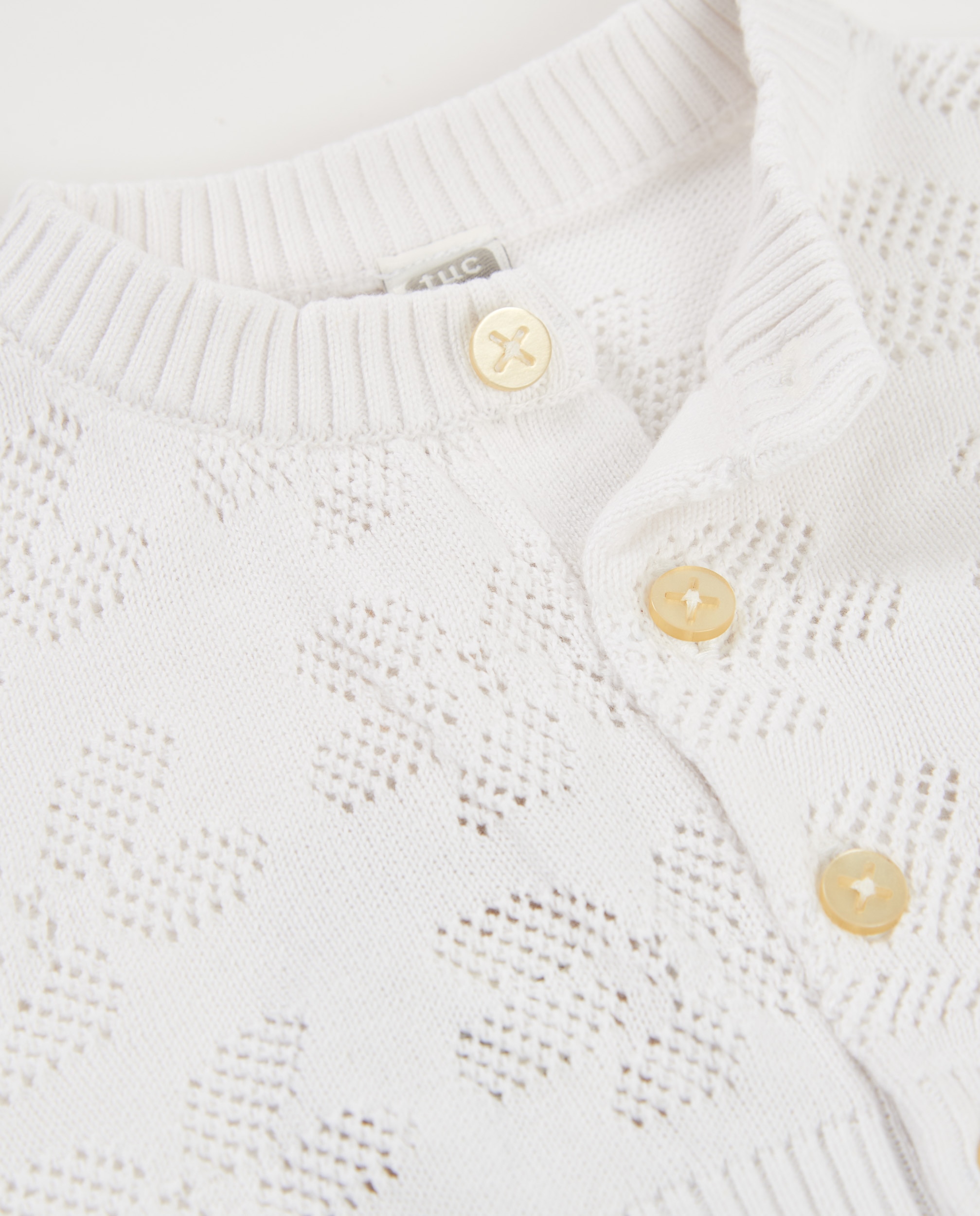Casaco Infantil de Tricô e Design Perfurado Branco-3
