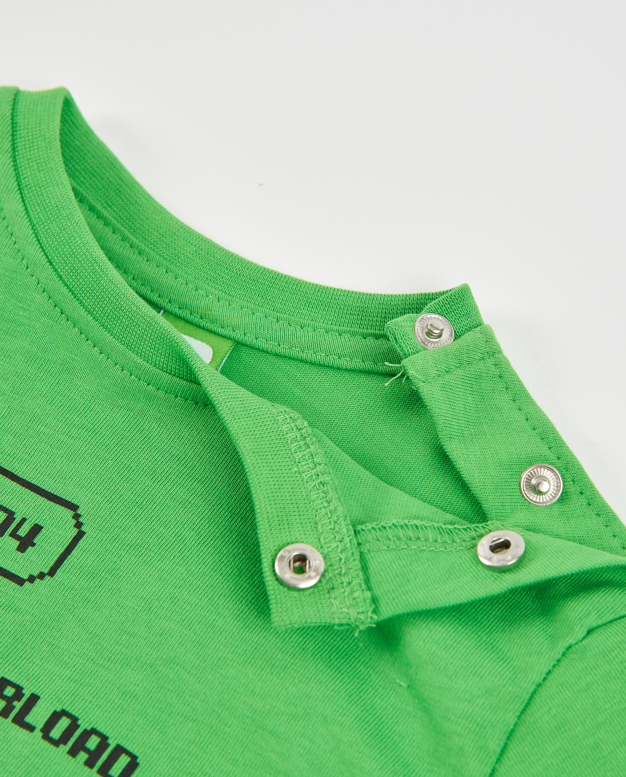 T-shirt Infantil de Malha com Design de Personagem Pixelado Verde-3