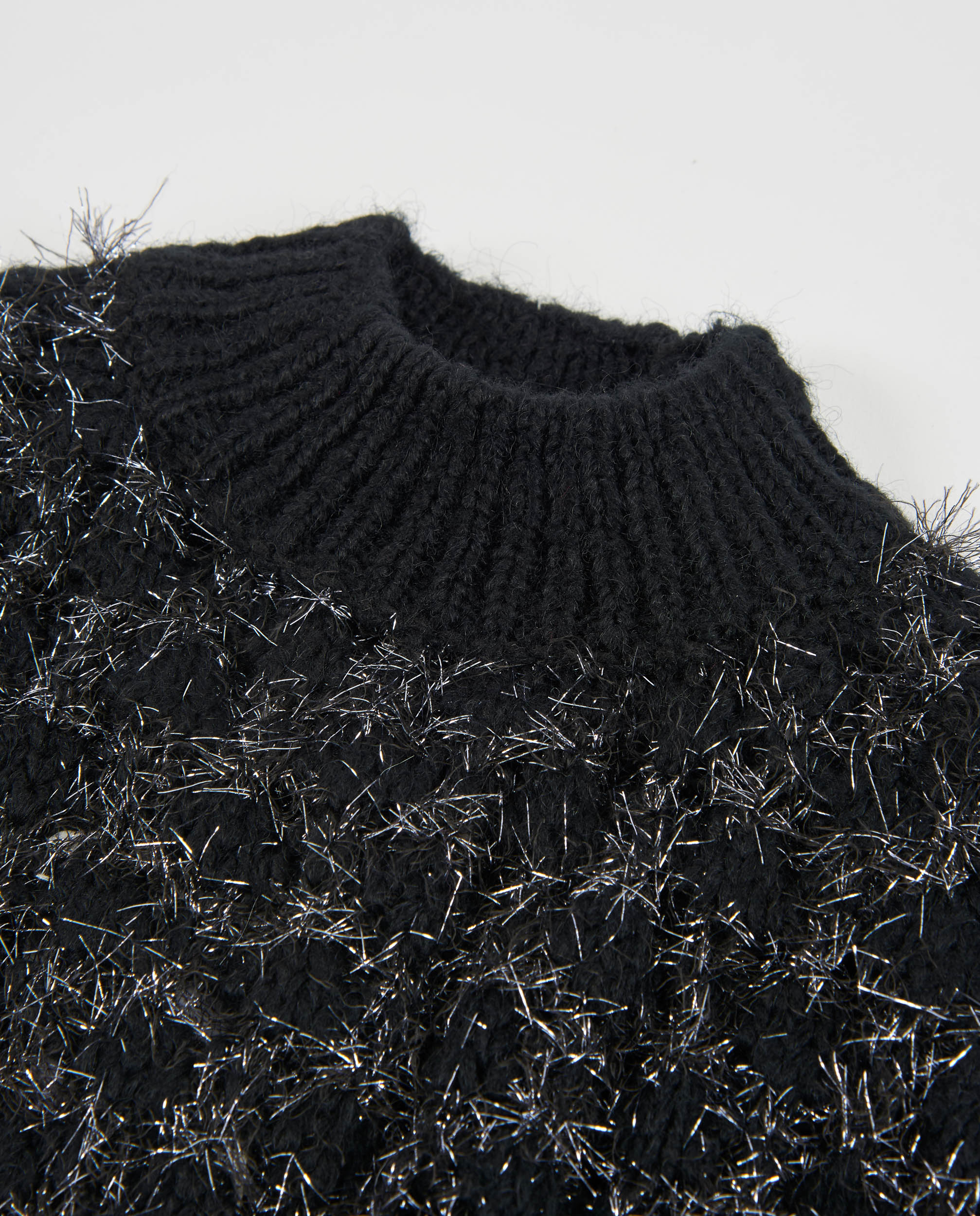 Camisola Infantil de Malha com Detalhe de Lurex Preto-3