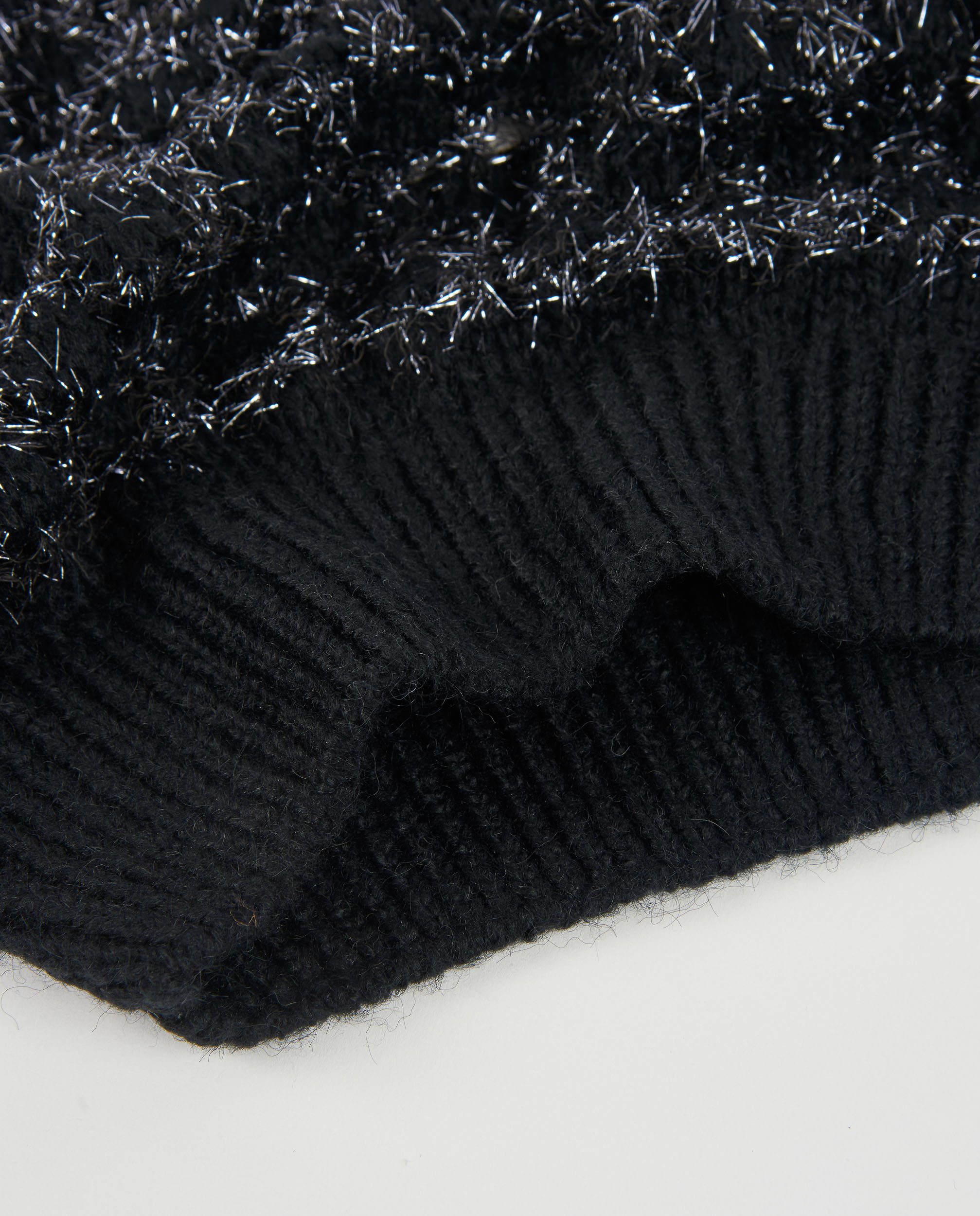 Camisola Infantil de Malha com Detalhe de Lurex Preto-4