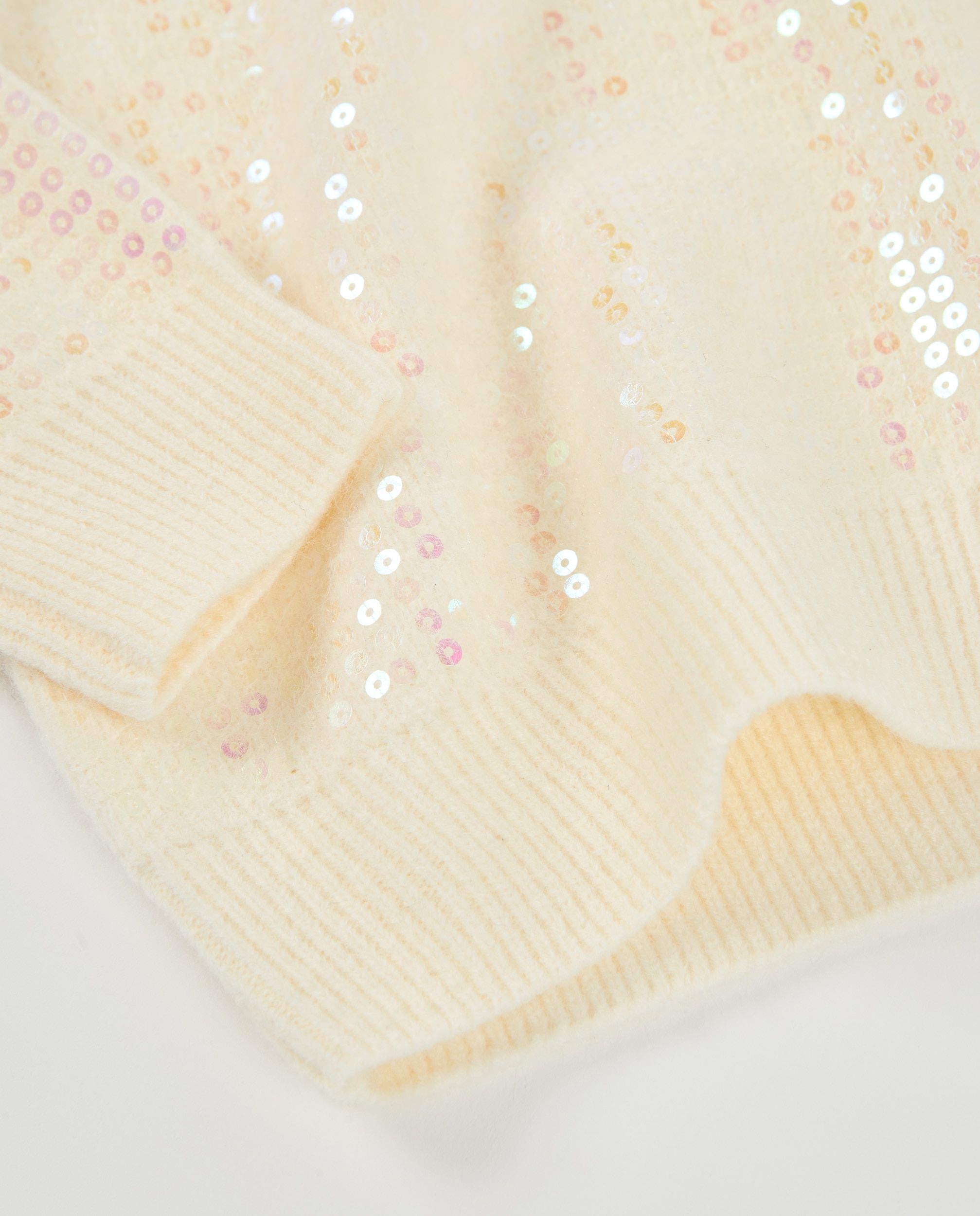 Camisola Infantil de Tricô com Lantejoulas e Gola Redonda Cru-5