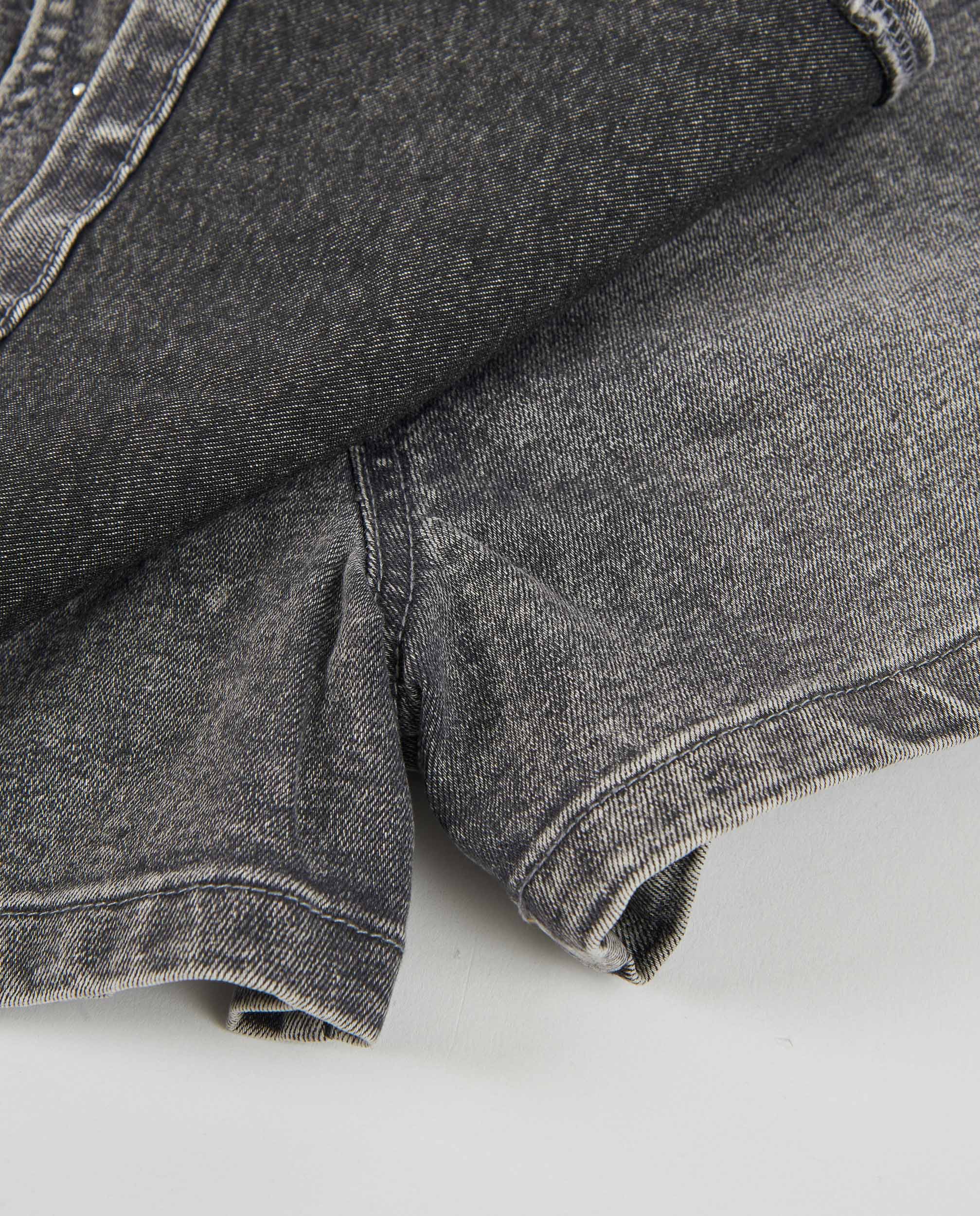 Saia-calça Infantil em Denim Efeito Lavagem Cinzento-5