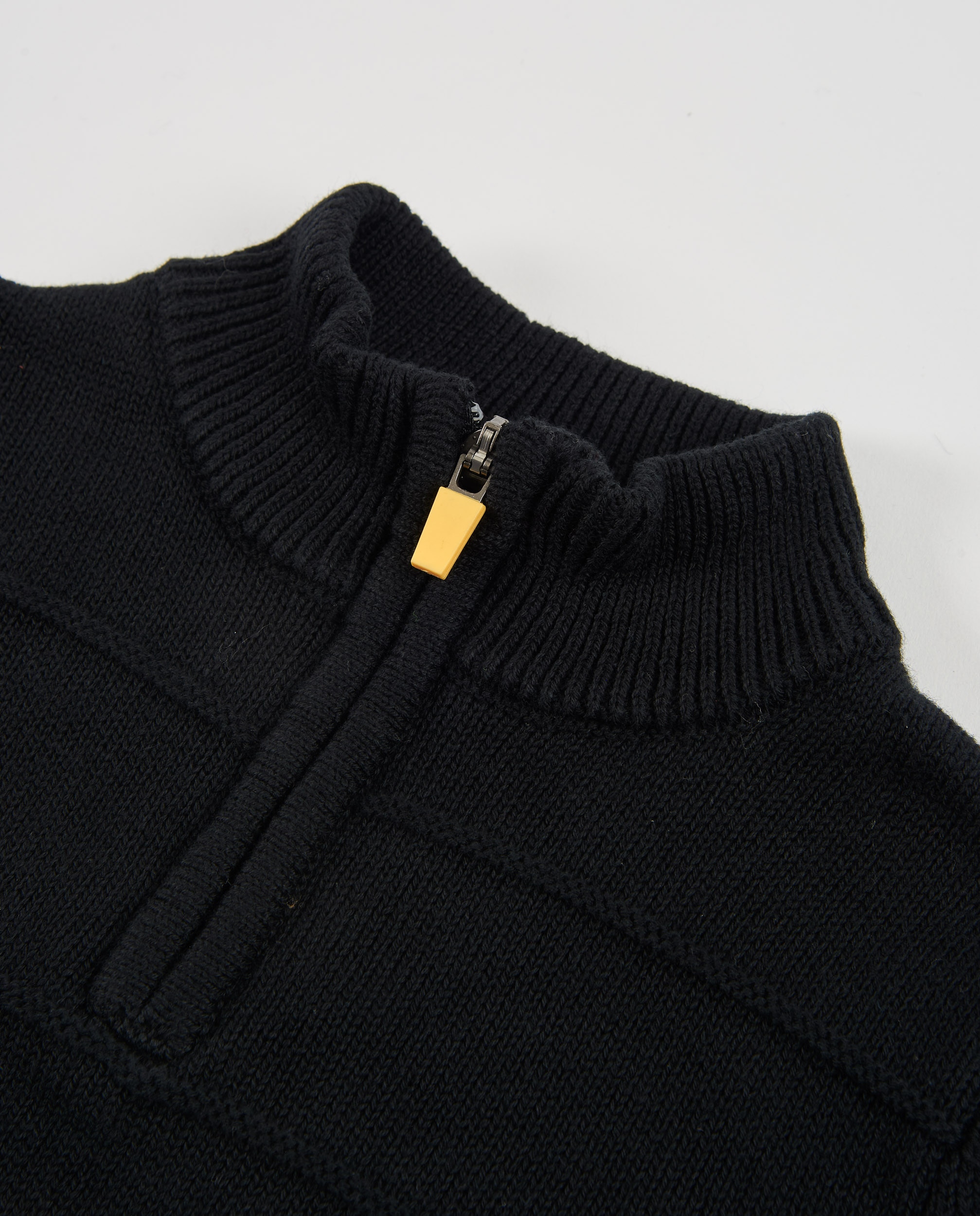 Camisola Infantil de Tricô com Gola Alta e Fecho Zip Preto-4