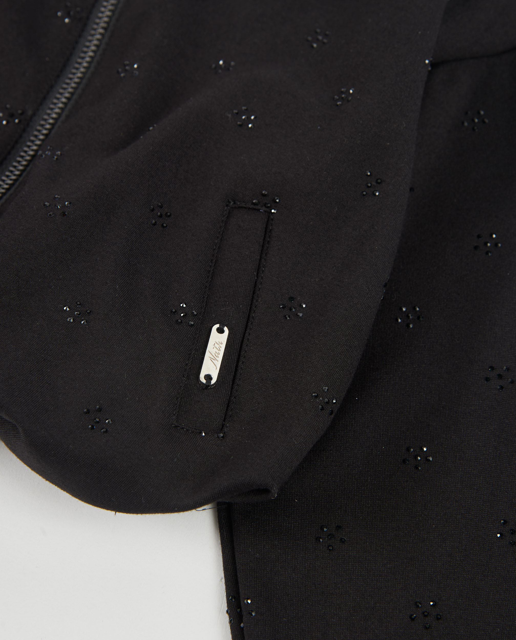 Blusão Bomber Infantil de Malha com Detalhe Floral Tuc tuc Preto-4
