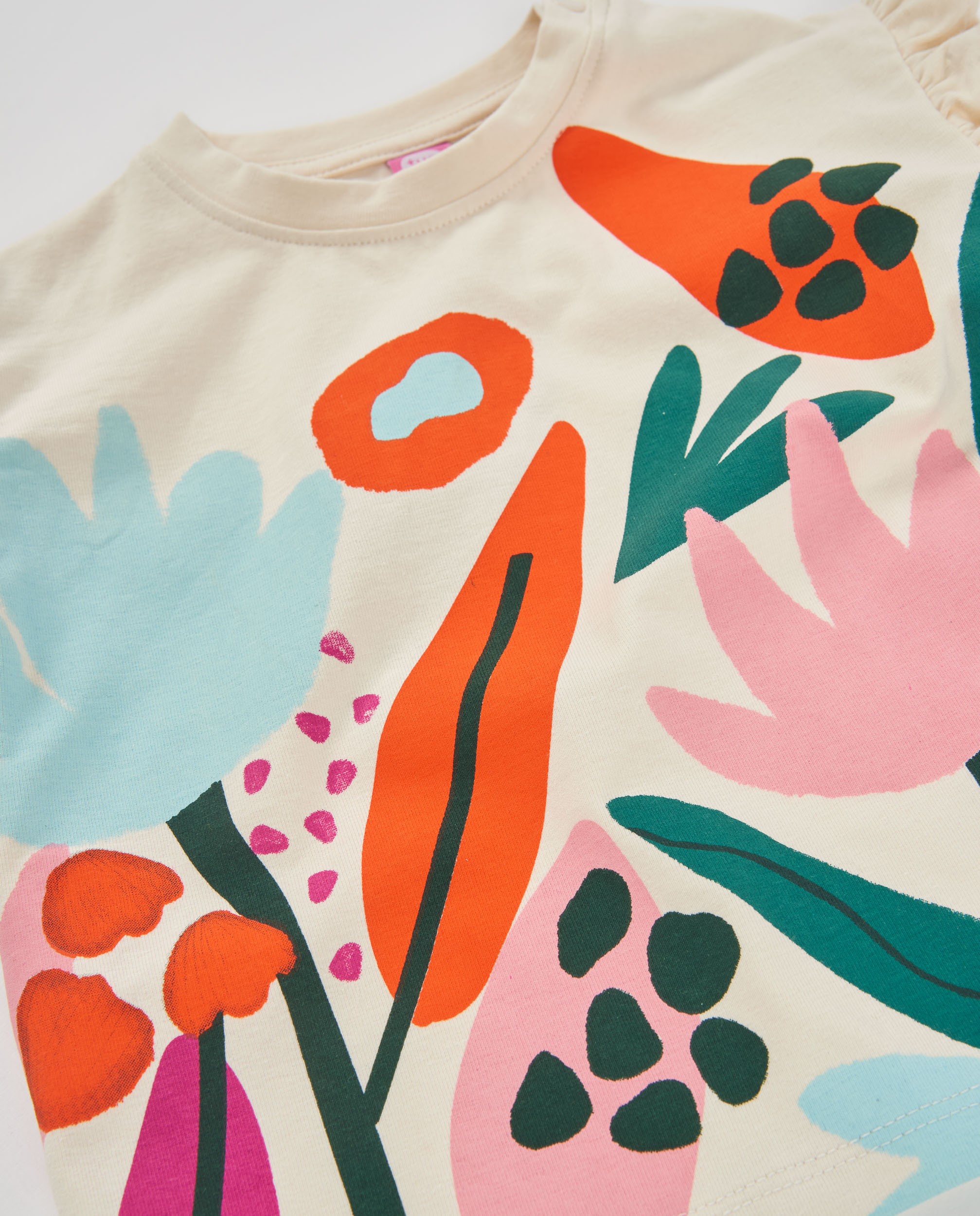 T-shirt Infantil de Malha com Estampado Floral e Base em Cru Cru-4
