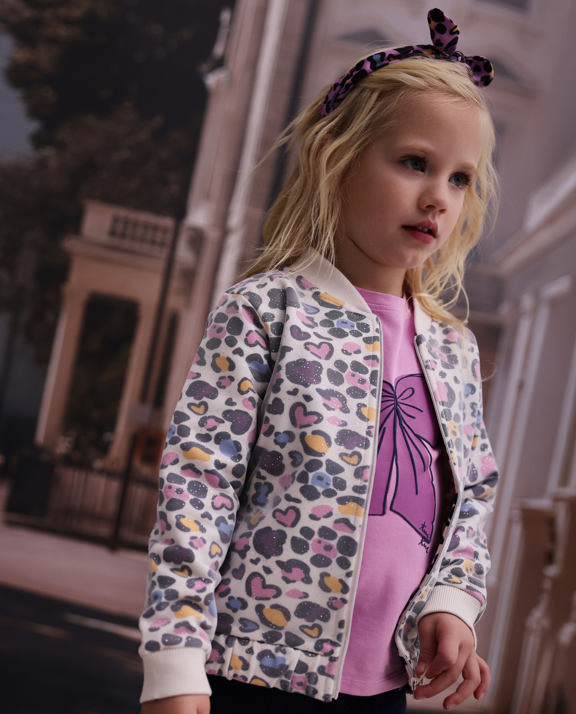 Imagem 0 de Casaco Infantil de Tecido Plano com Design Animal Print e Fecho Zip