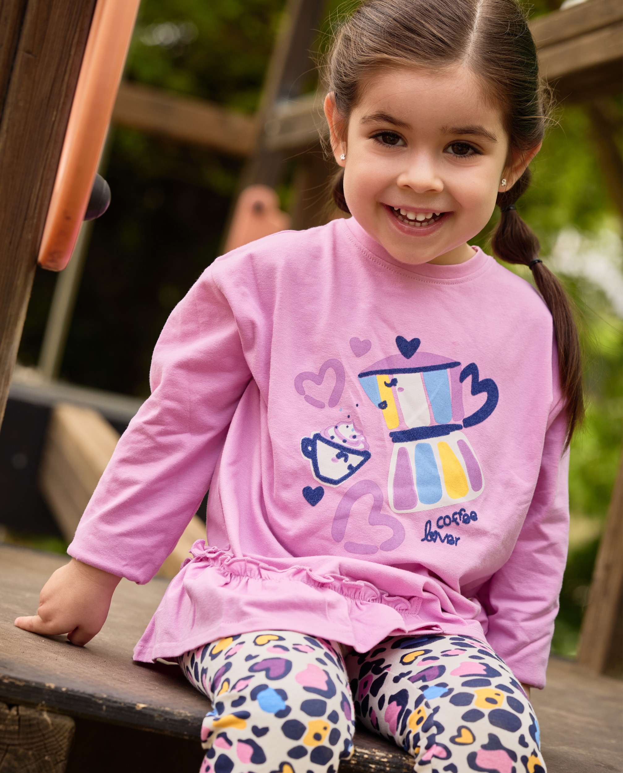Imagem 0 de T-shirt Infantil de Malha com Manga Comprida e Estampado em Moka