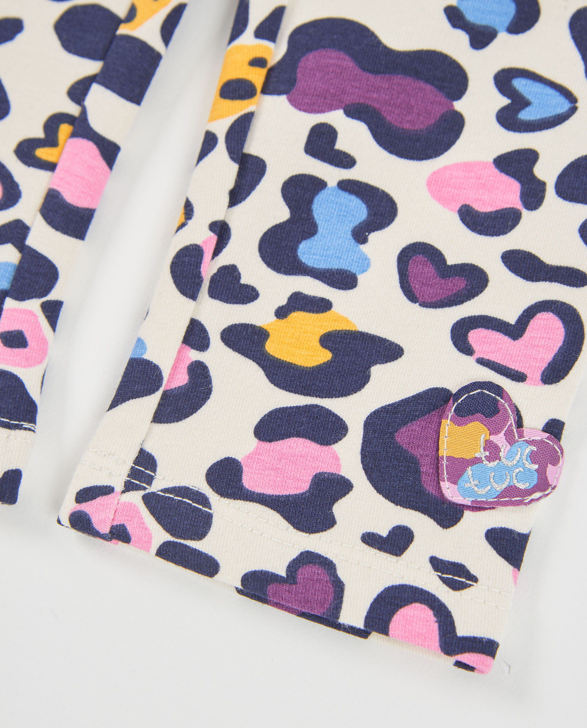 Leggings Infantil de Felpa com Estampado Animal Print e Tecido Confortável Cru-5