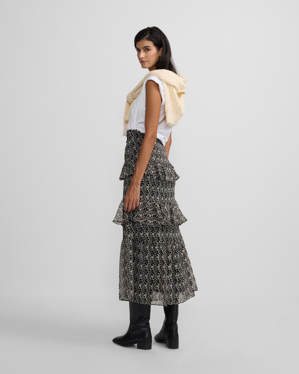 Saia Comprida com Folhos Estampado em Preto Preto-2