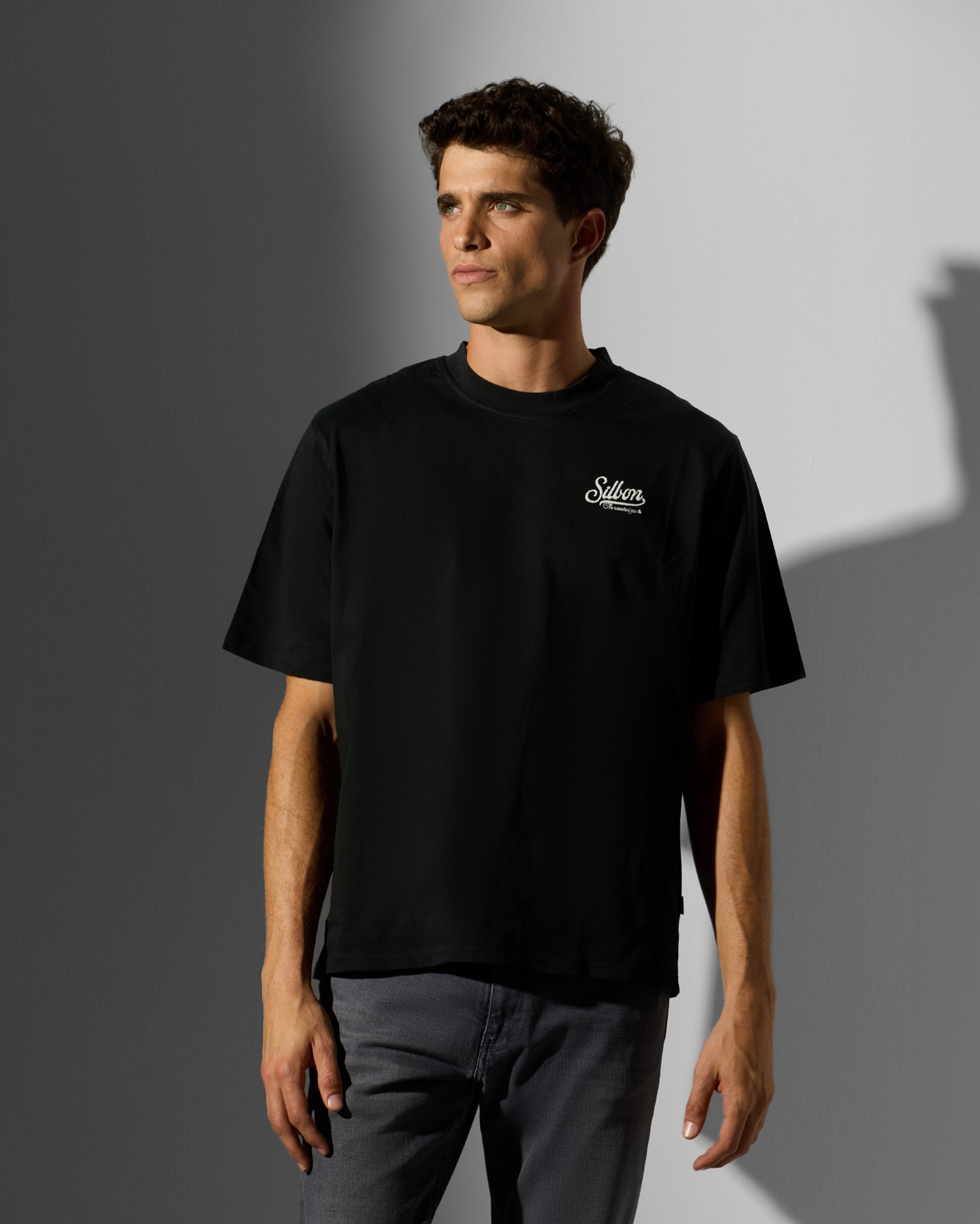 Imagem 0 de T-shirt Oversize Dark Special Fit em Preto
