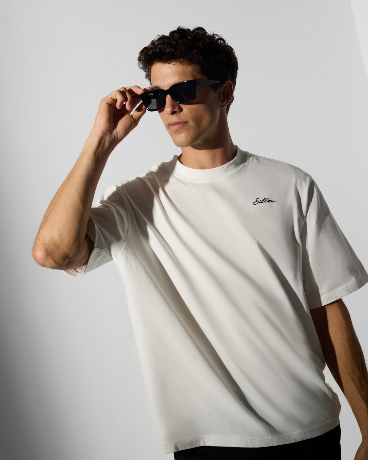 Imagem 0 de T-shirt Oversize Dark Special Fit Rackets em Creme