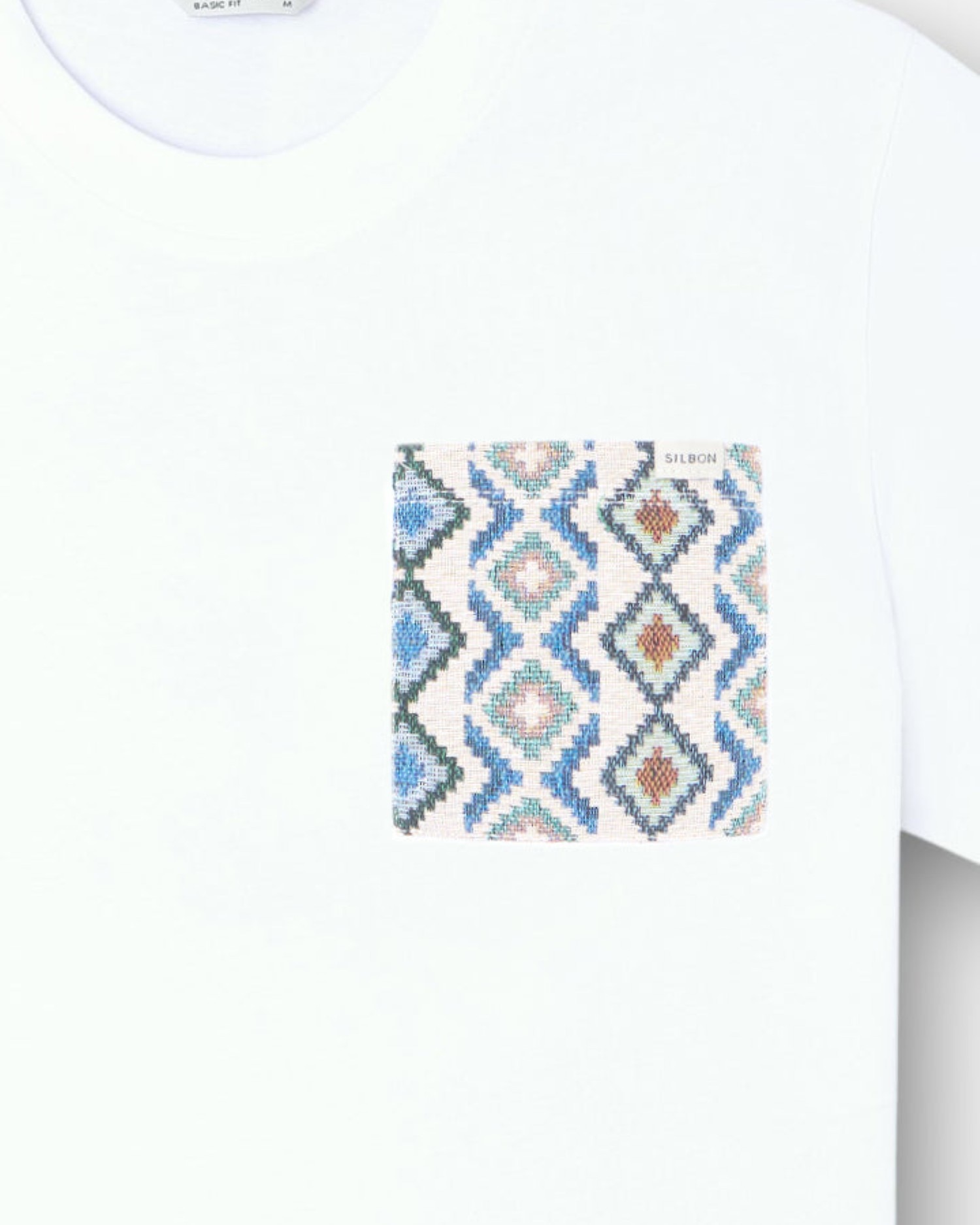 T-shirt com Bolso Étnico em Branco Branco-3