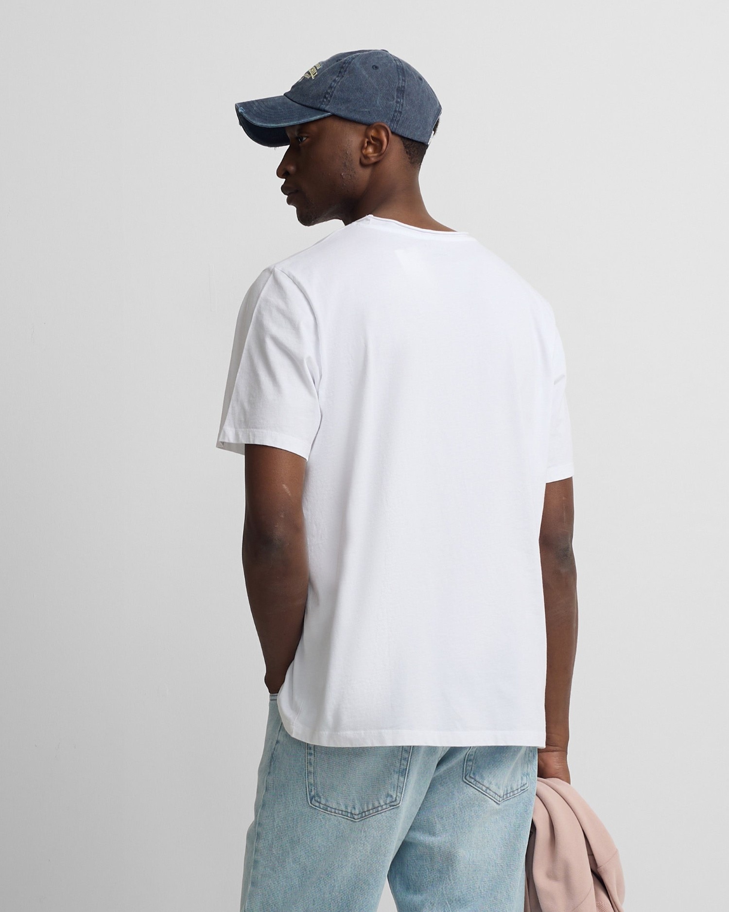 T-shirt com Gola Roll Branco-2