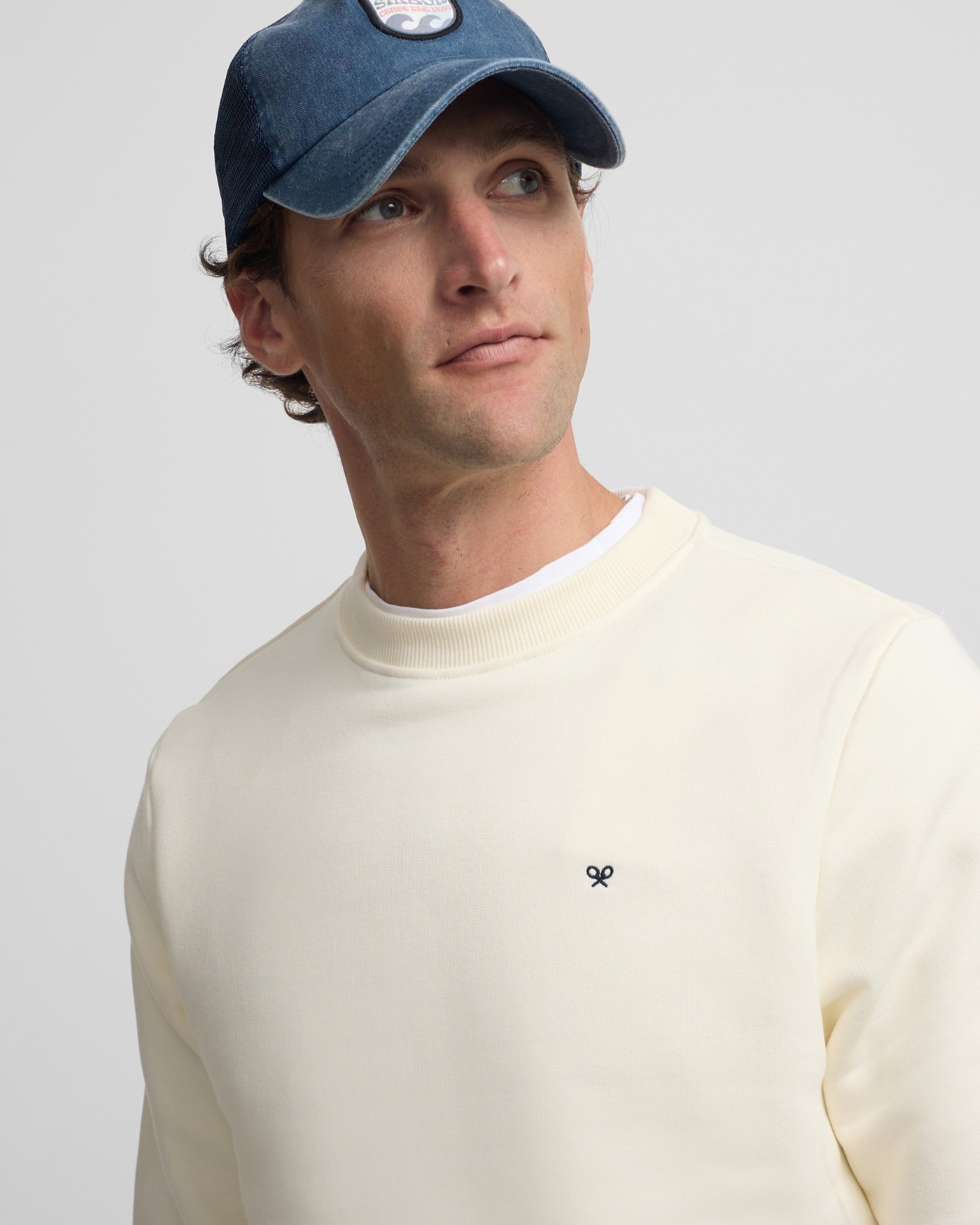 Sweatshirt sem Capuz Classics em Creme Creme-3