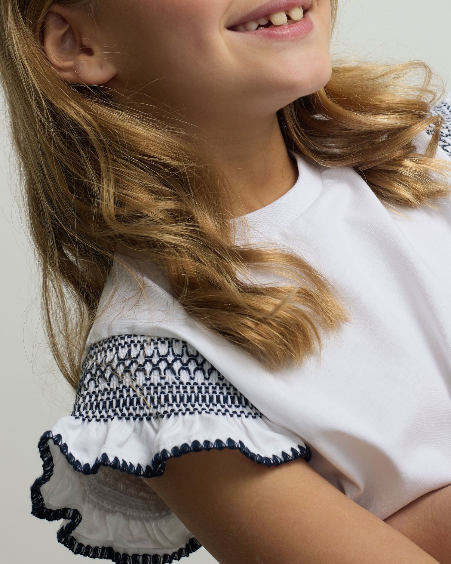 T-shirt Infantil com Bordado nas Mangas Branca Silbon Branco-3