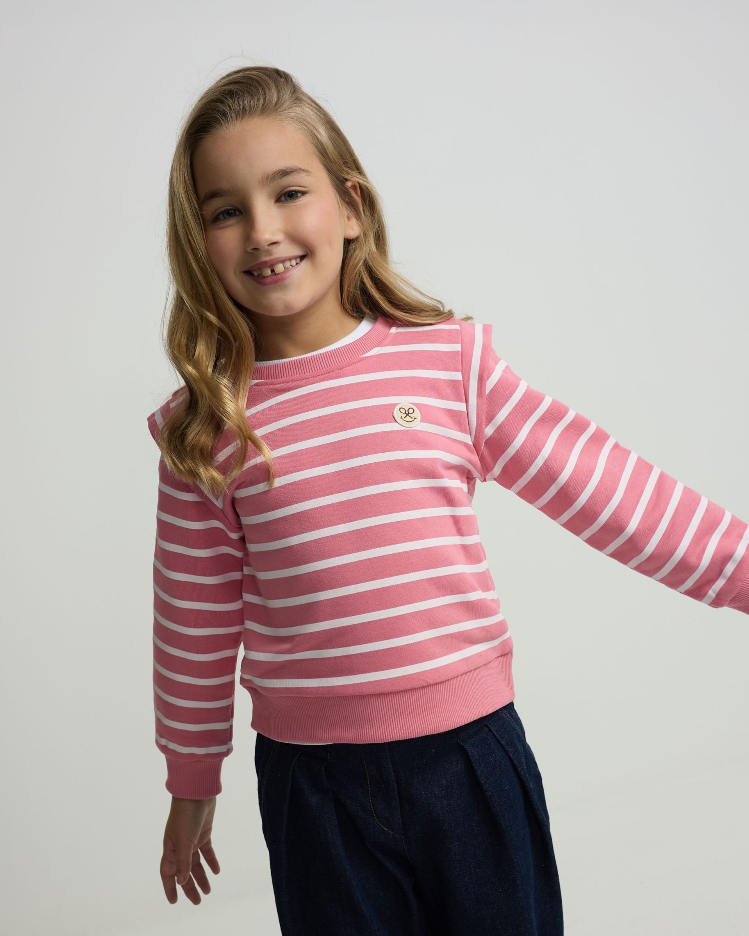 Imagem 0 de Sweat Infantil com Ombreiras Às Riscas em Rosa