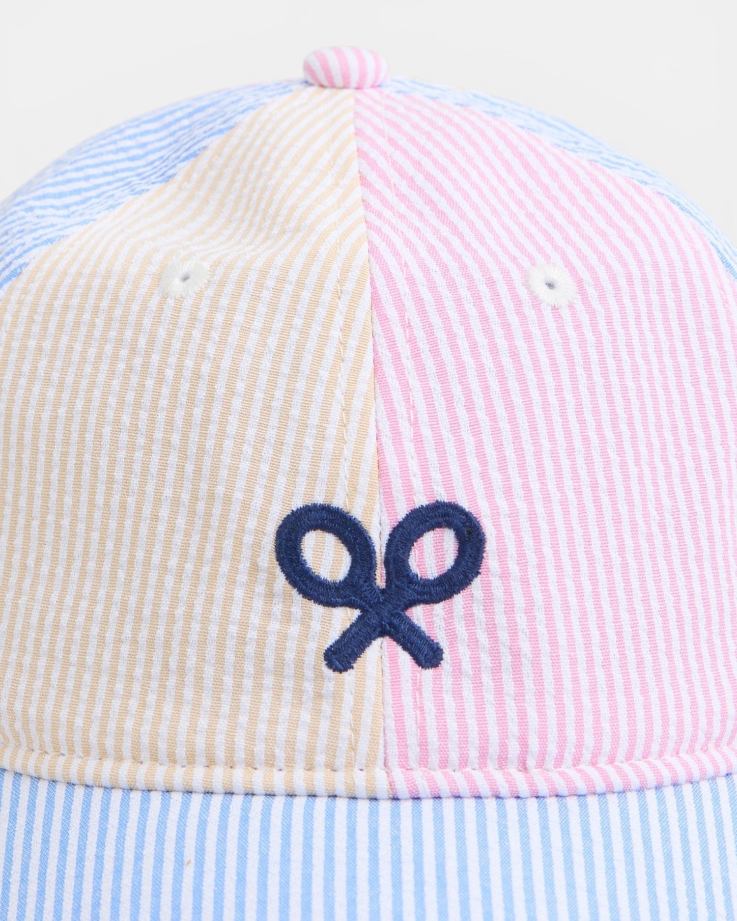 Boné Girl Às Riscas em Cores Silbon Branco-4