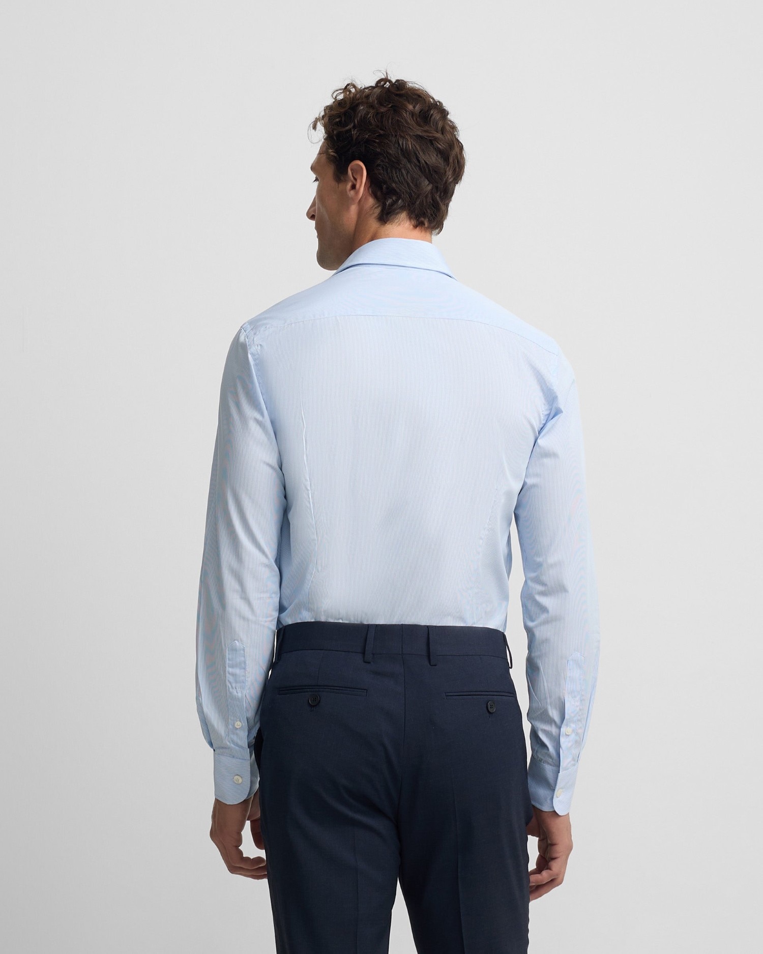 Camisa Formal Às Riscas Finas em Azul Celeste Azul-2