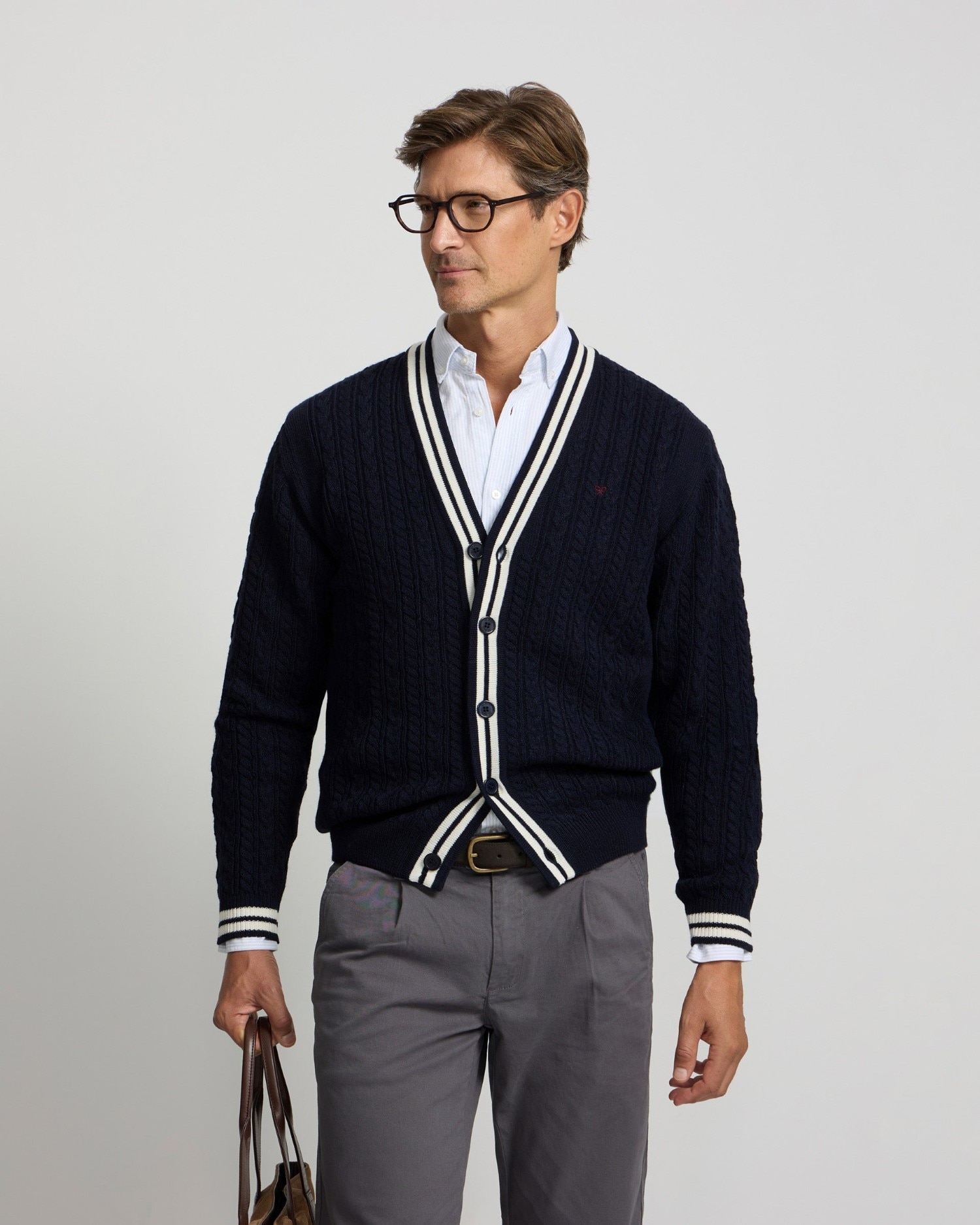 Imagem 0 de Cardigan College
