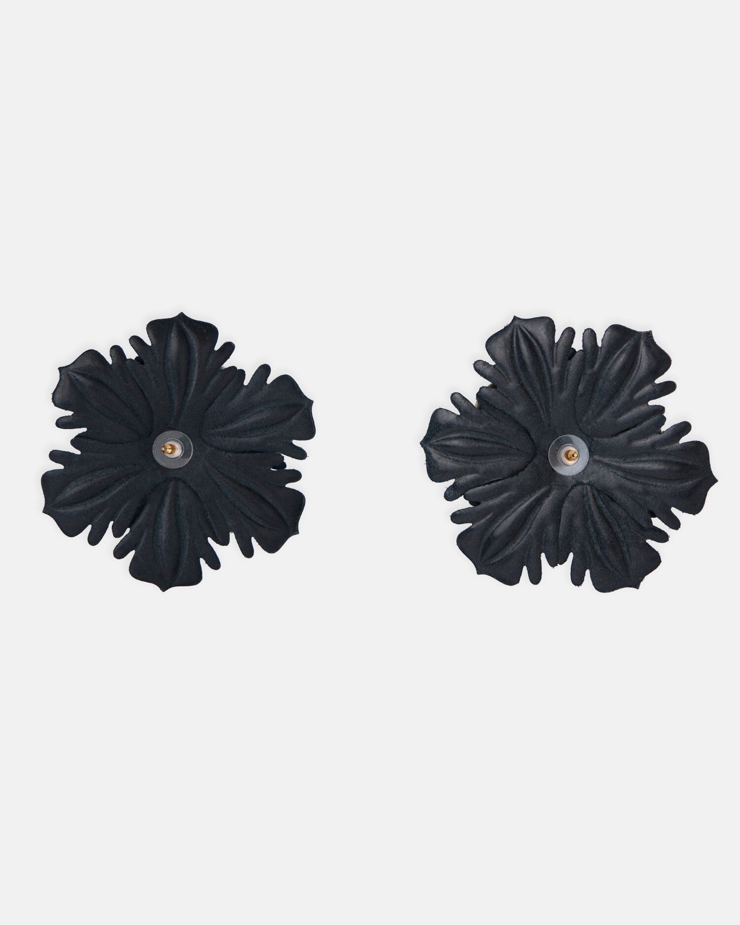 Brincos Velada Flor Napa Bicolor Preto-5