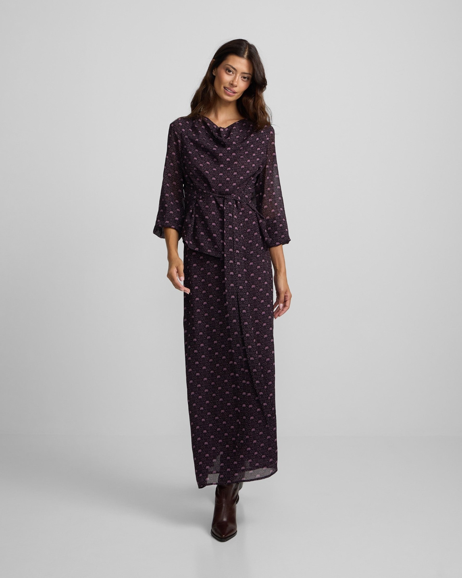 Imagem 0 de Saia Midi com Laçada Estampado Roxo