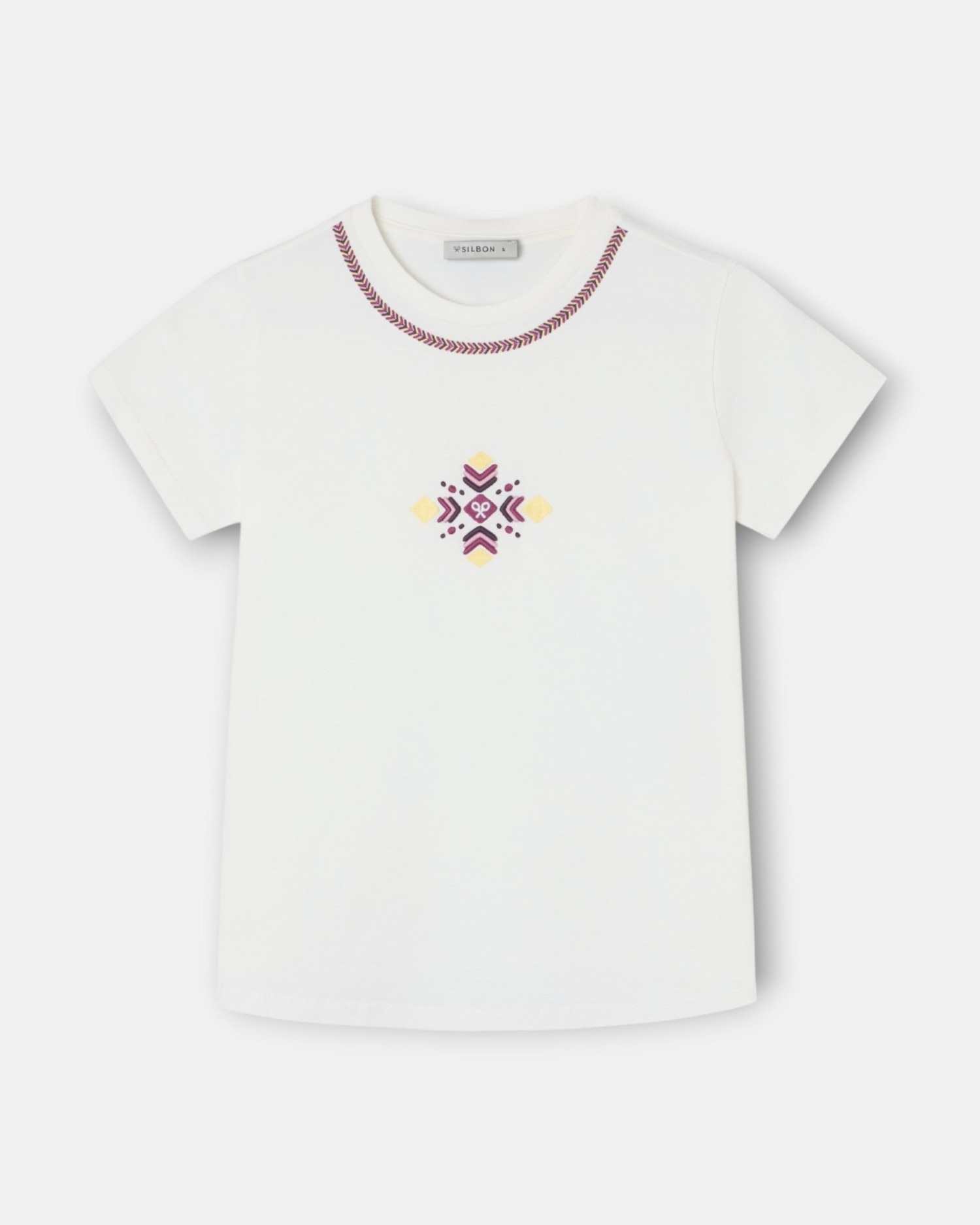 T-shirt com Bordado Étnico em Cru Bege-4