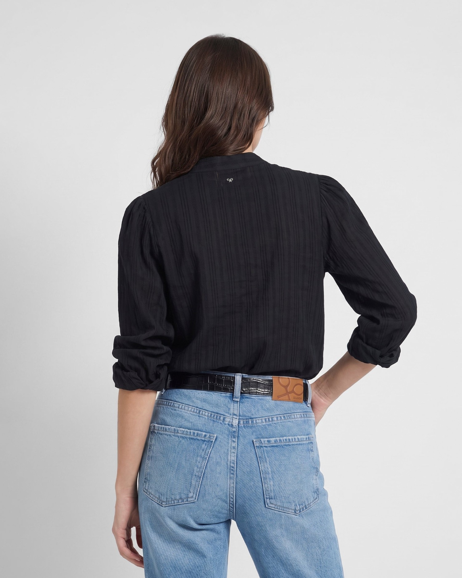 Blusa Romântica em Preto Preto-2