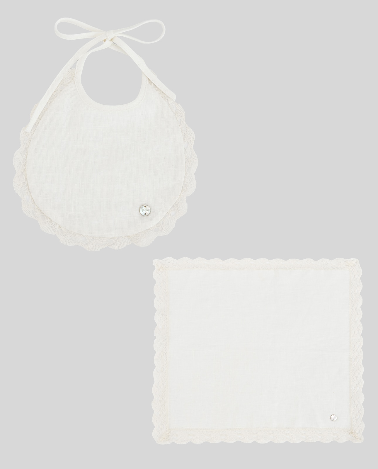 Imagem 0 de Conjunto de Babete e Lenço para Bebé Coleção Essencial para Batizado