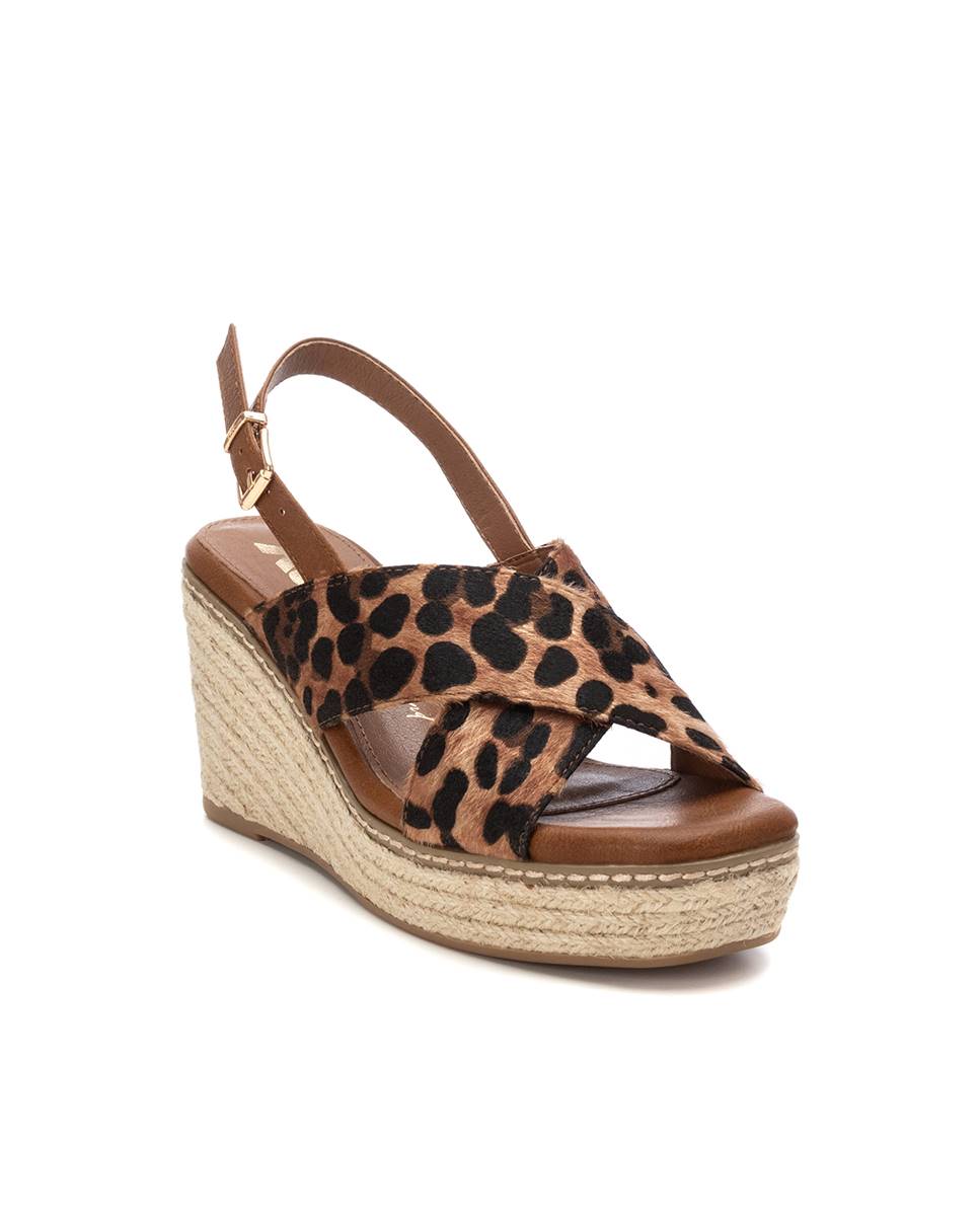 Alpercatas de Cunha com Fecho de Fivela Castanho-claro-3