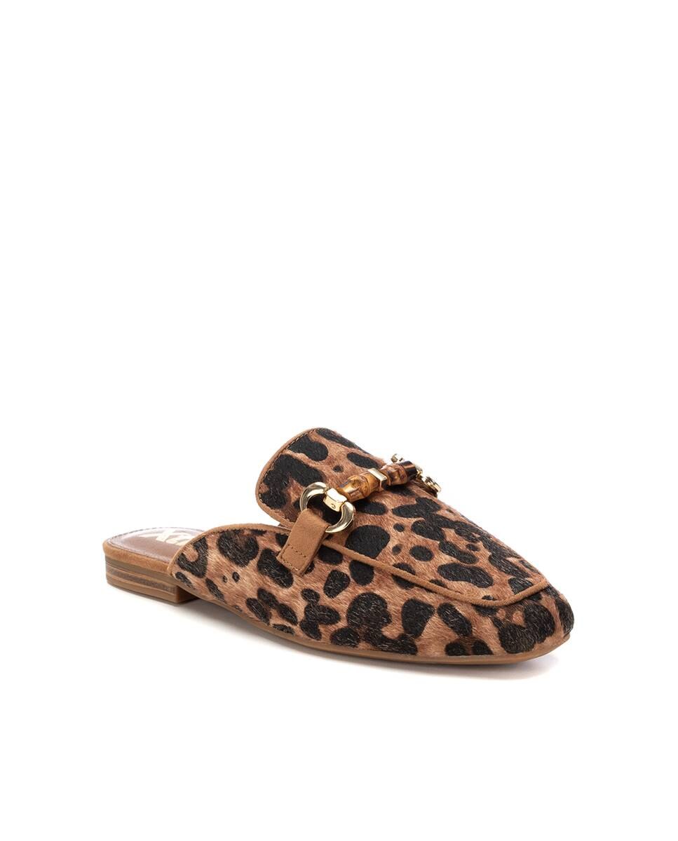 Mules Rasos com Biqueira Pontiaguda Castanho-claro-3