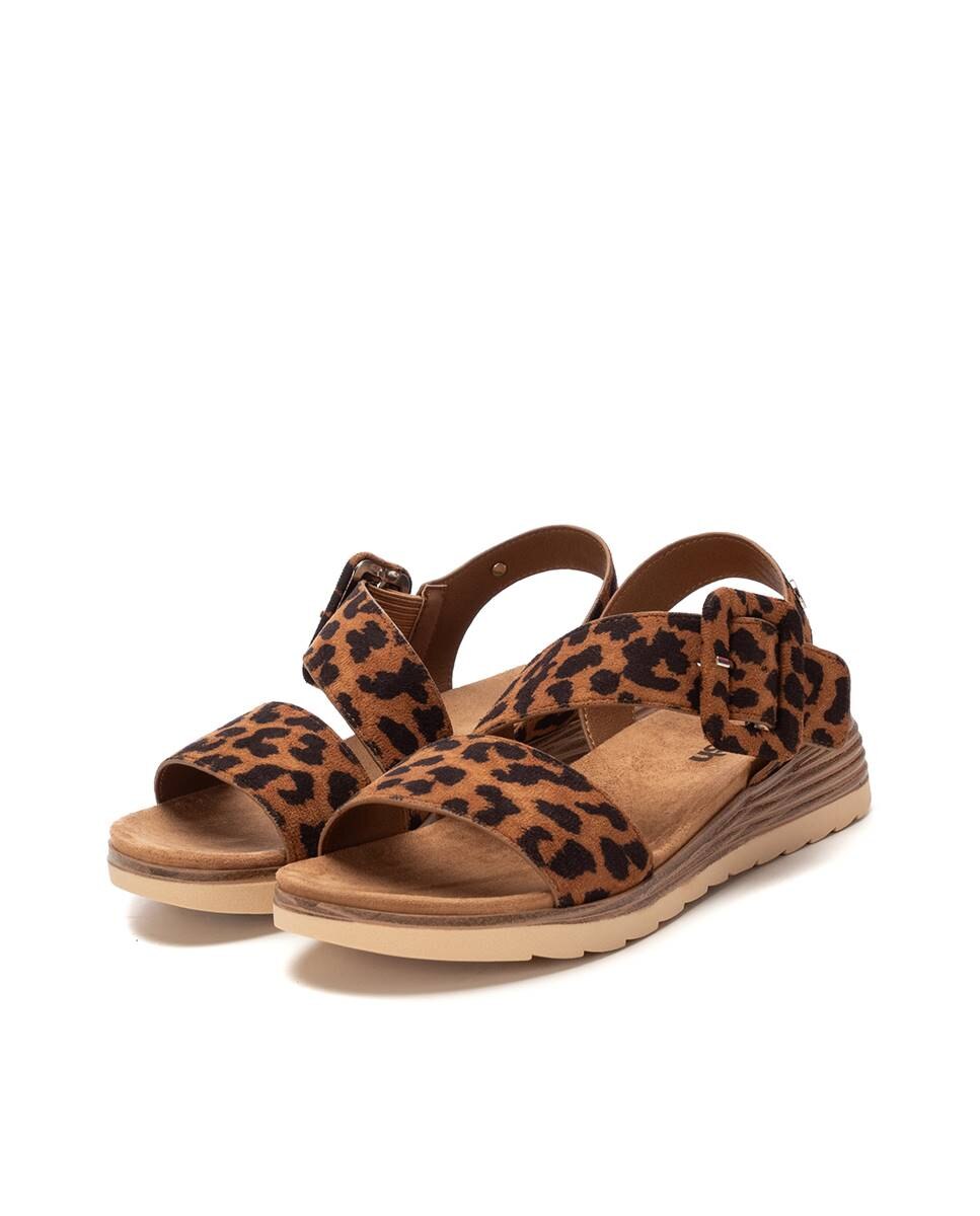 Sandálias com Cunha e Fecho de Fivela Camel-5