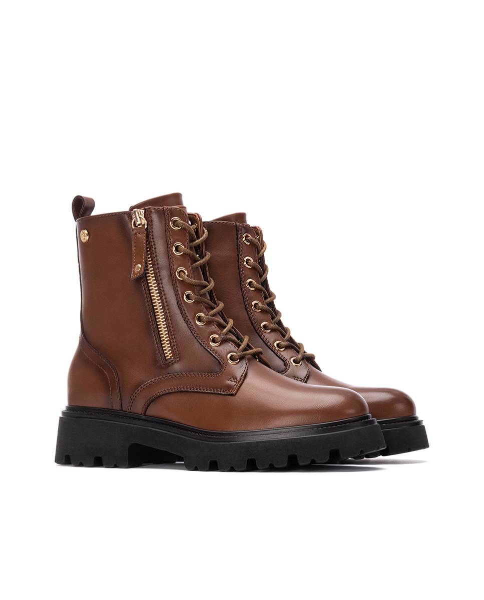 Botins com Atacadores Camel-5