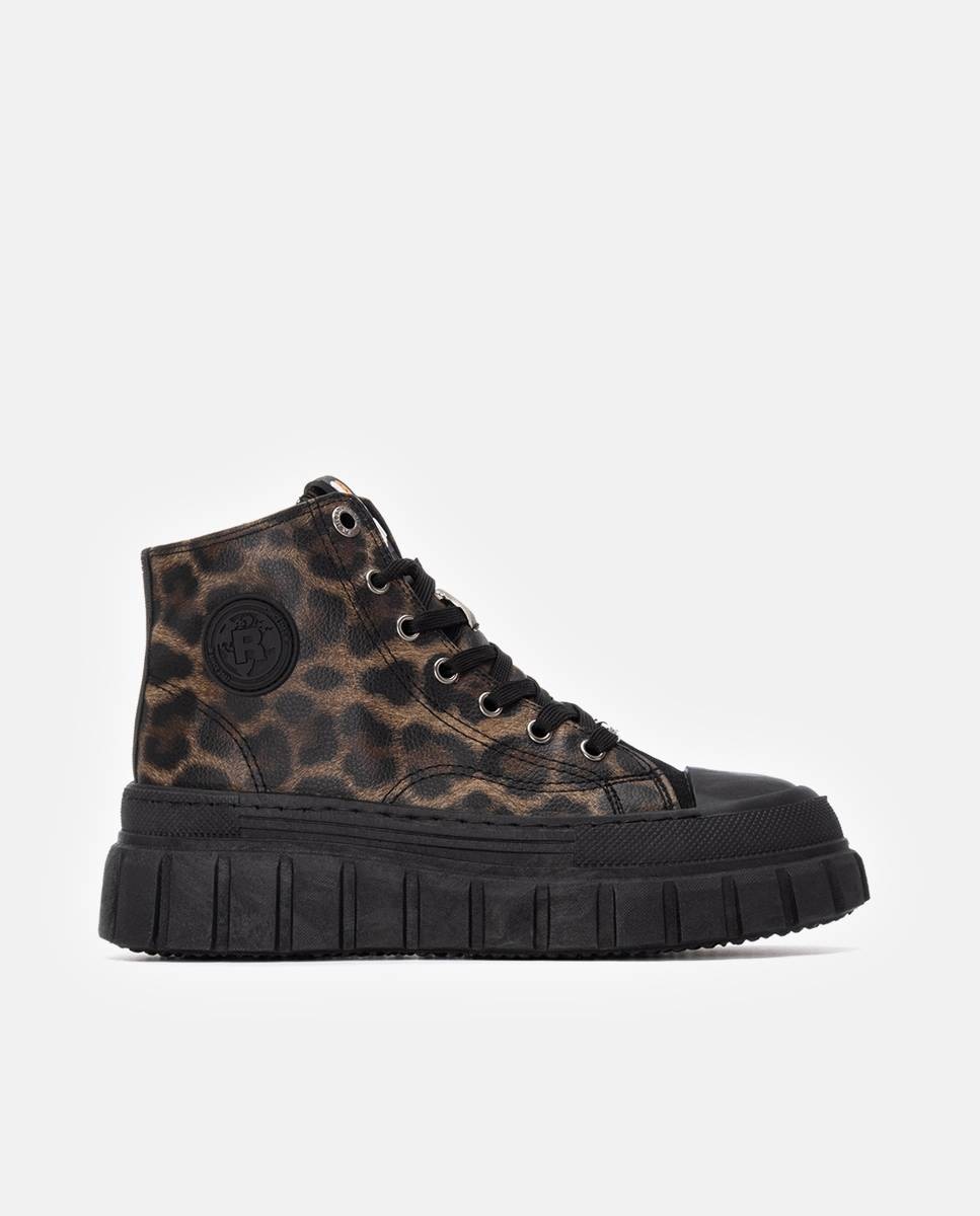 Botins com Fecho Zip e Sola de Borracha Camel-1