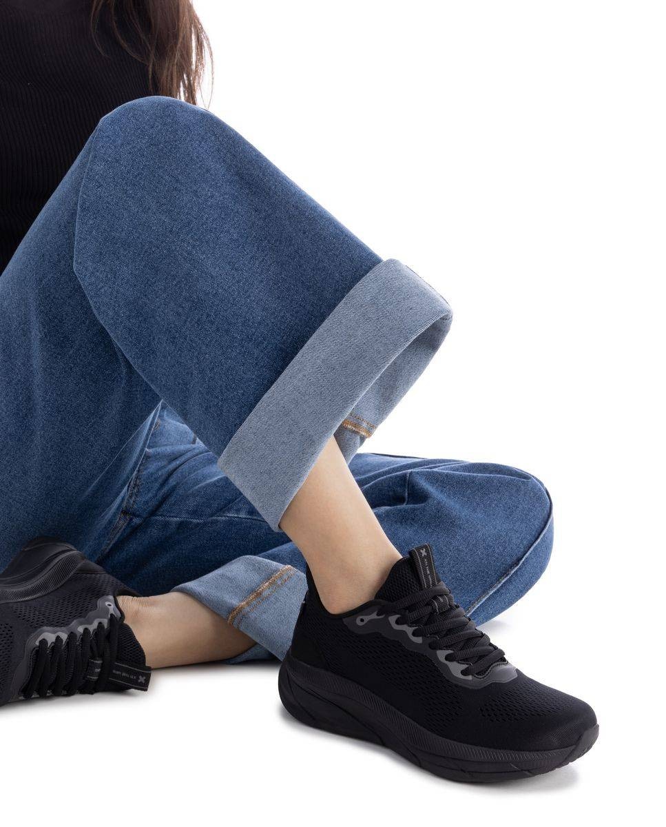 Sapatilhas Desportivas com Atacadores e Sola de Borracha Preto-2