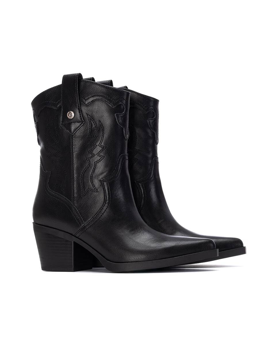Botins Estilo Cowboy com Tacão Largo Preto-5