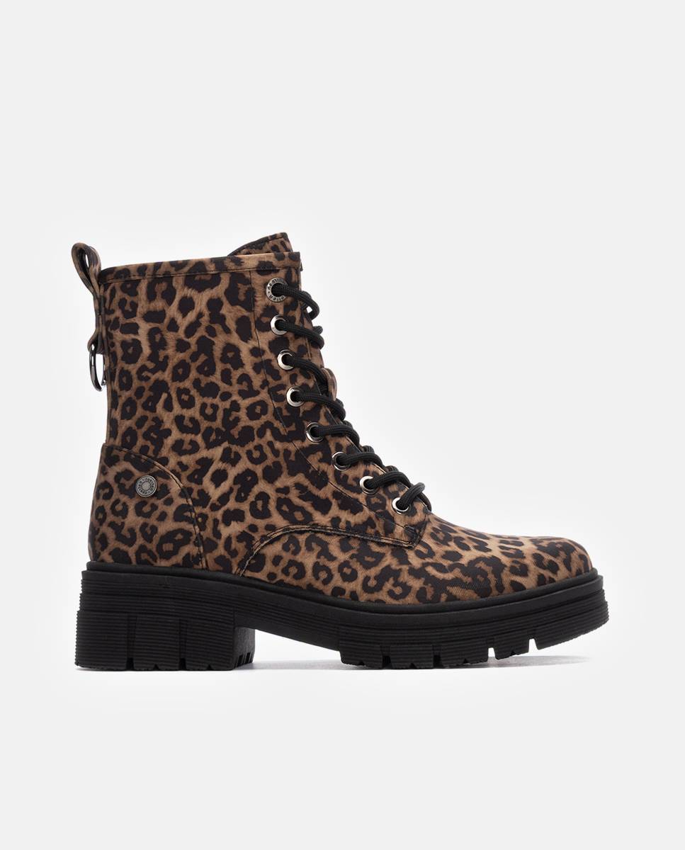 Imagem 0 de Botins com Atacadores