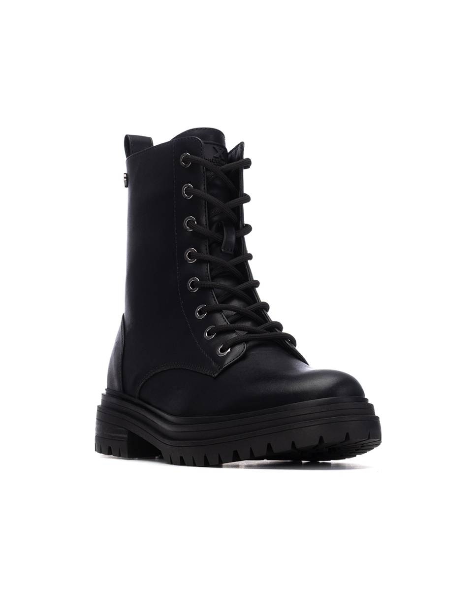 Botins com Atacadores Preto-2