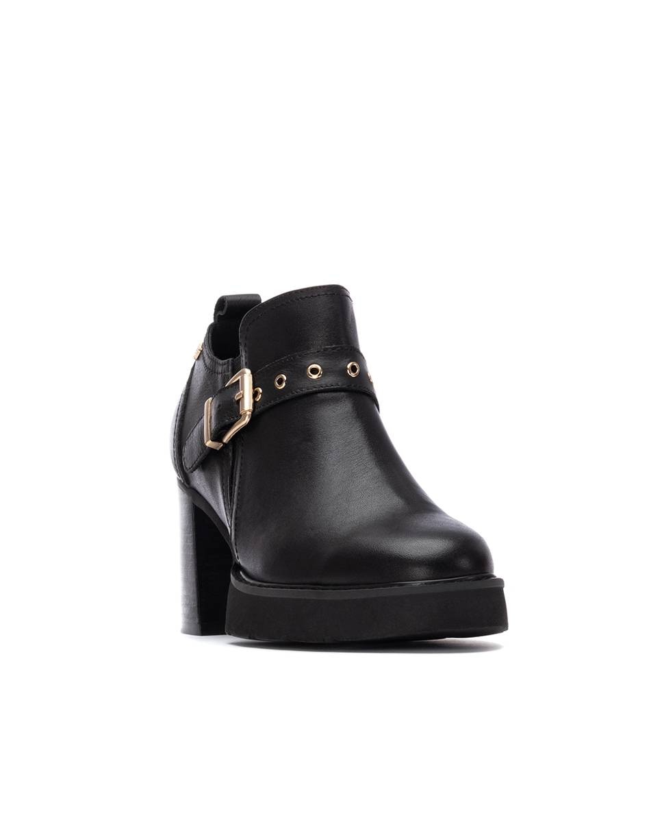 Botins de Pele com Salto Alto e Fecho Zip Lateral Preto-3