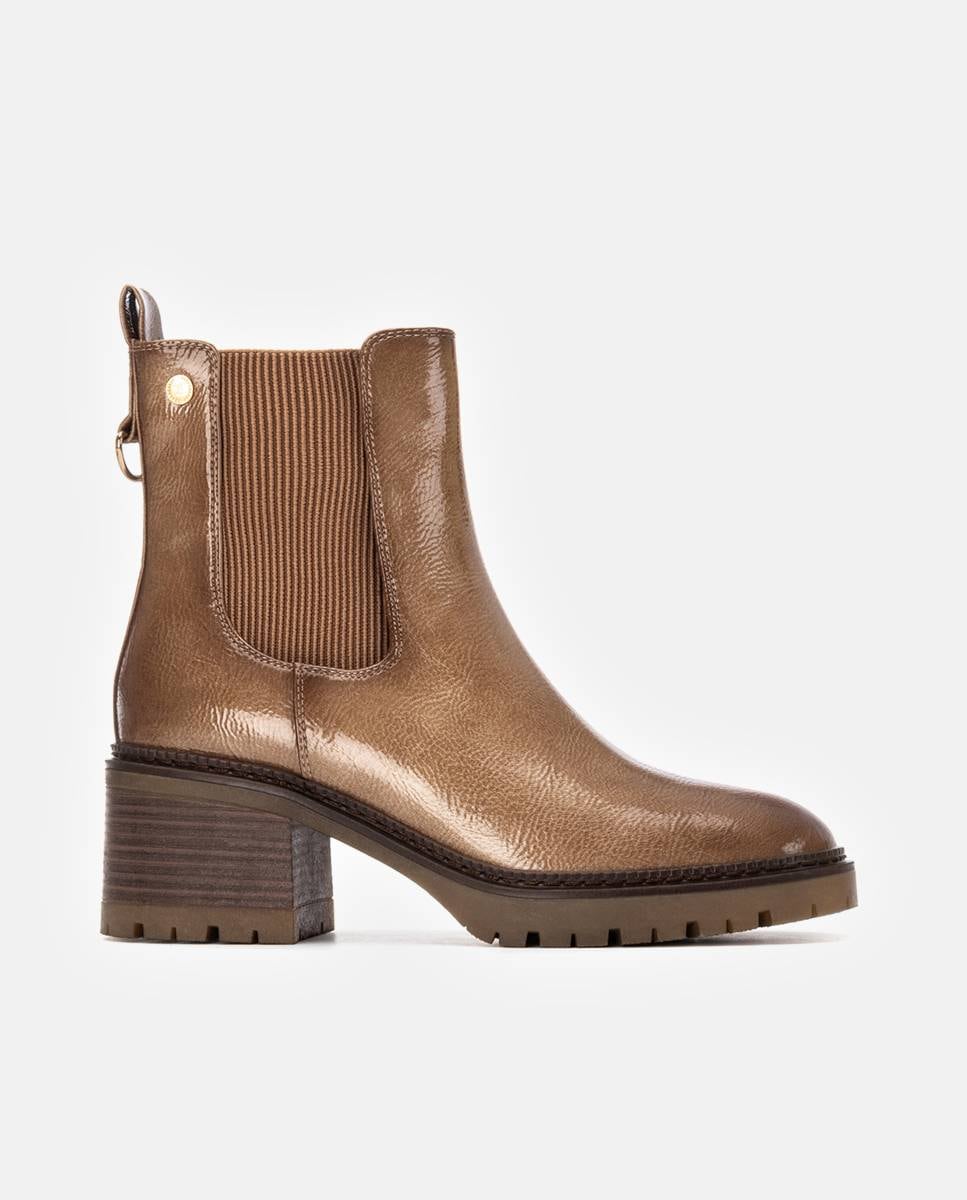 Botins com Elásticos Laterais e Fecho Zip Bege-1
