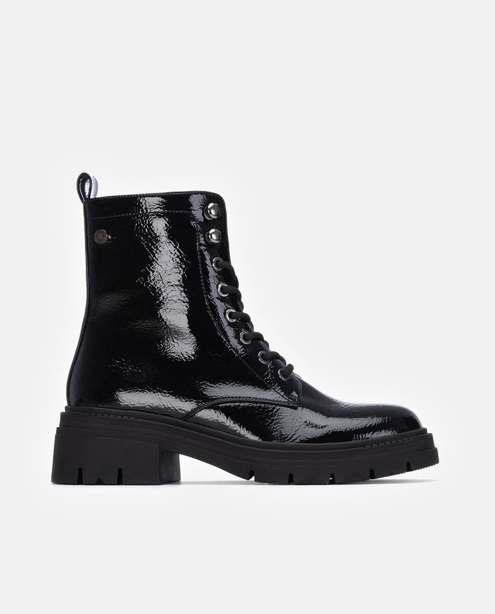 Imagem 0 de Botins com Cordões Estilo Militar