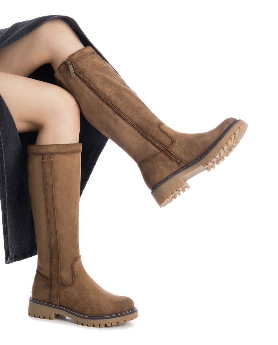 Bota com Fecho Zip de Camurcina Castanho-2