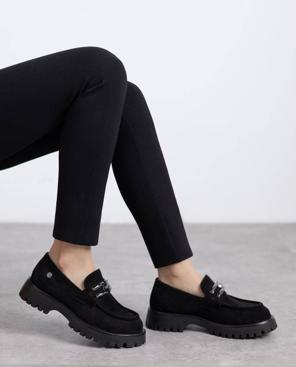 Mocassins com Fivela de Camurcina Preto-2