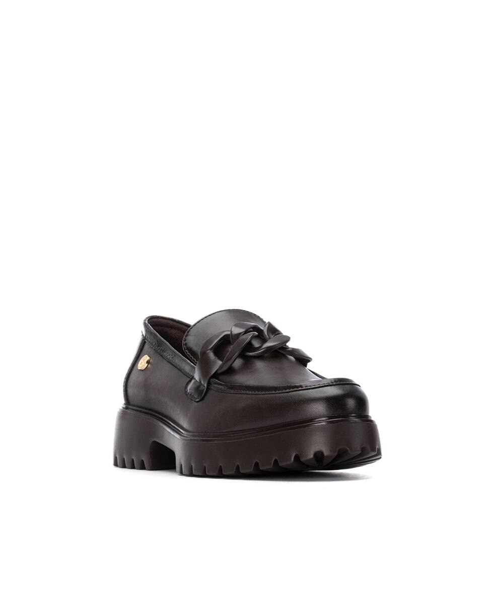 Mocassins com Plataforma e Corrente Decorativa Castanho-3