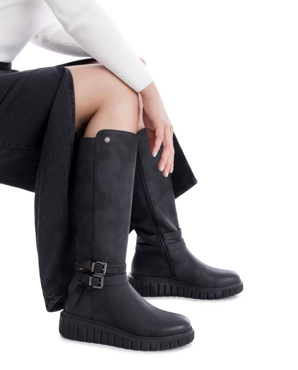 Botas com Fecho Zip Preto-2