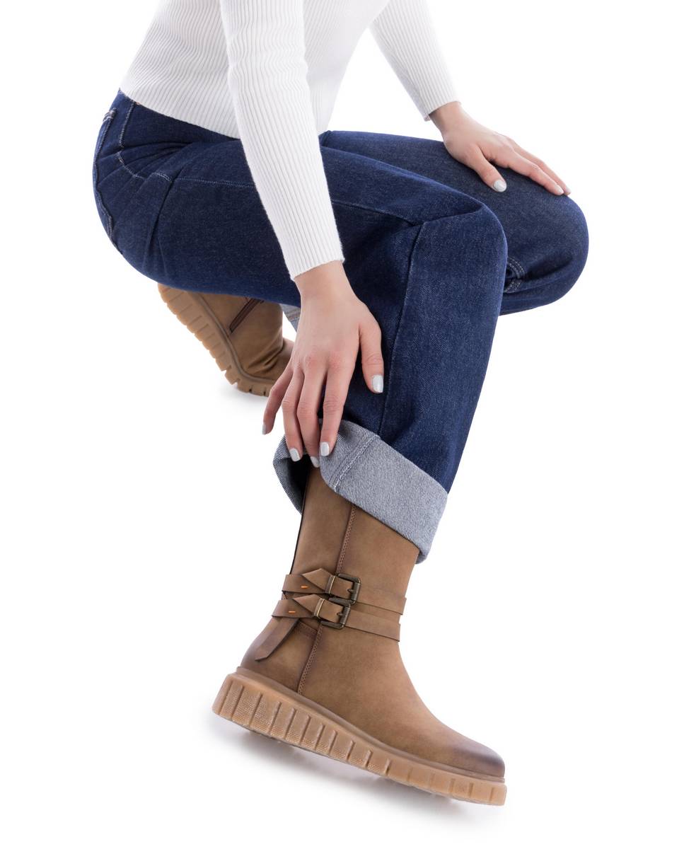 Botas com Fecho Zip Camel-2