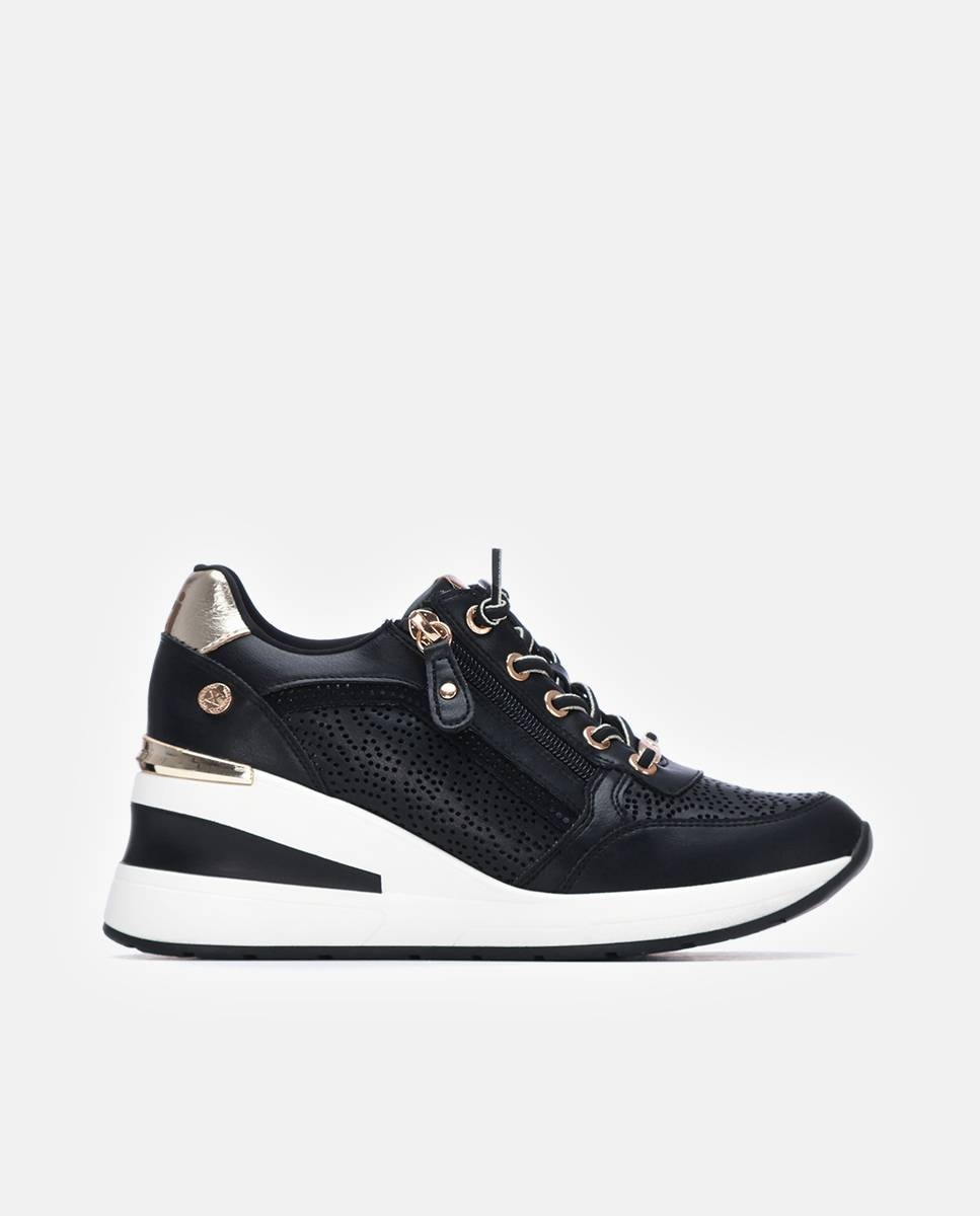 Imagem 0 de Sapatilhas com Cunha e Atacadores