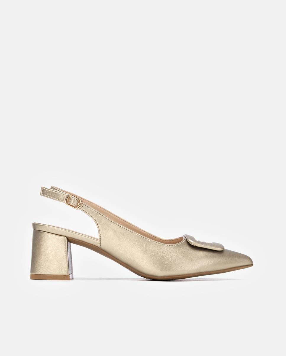 Imagem 0 de Sapatos de Salto com o Calcanhar Aberto