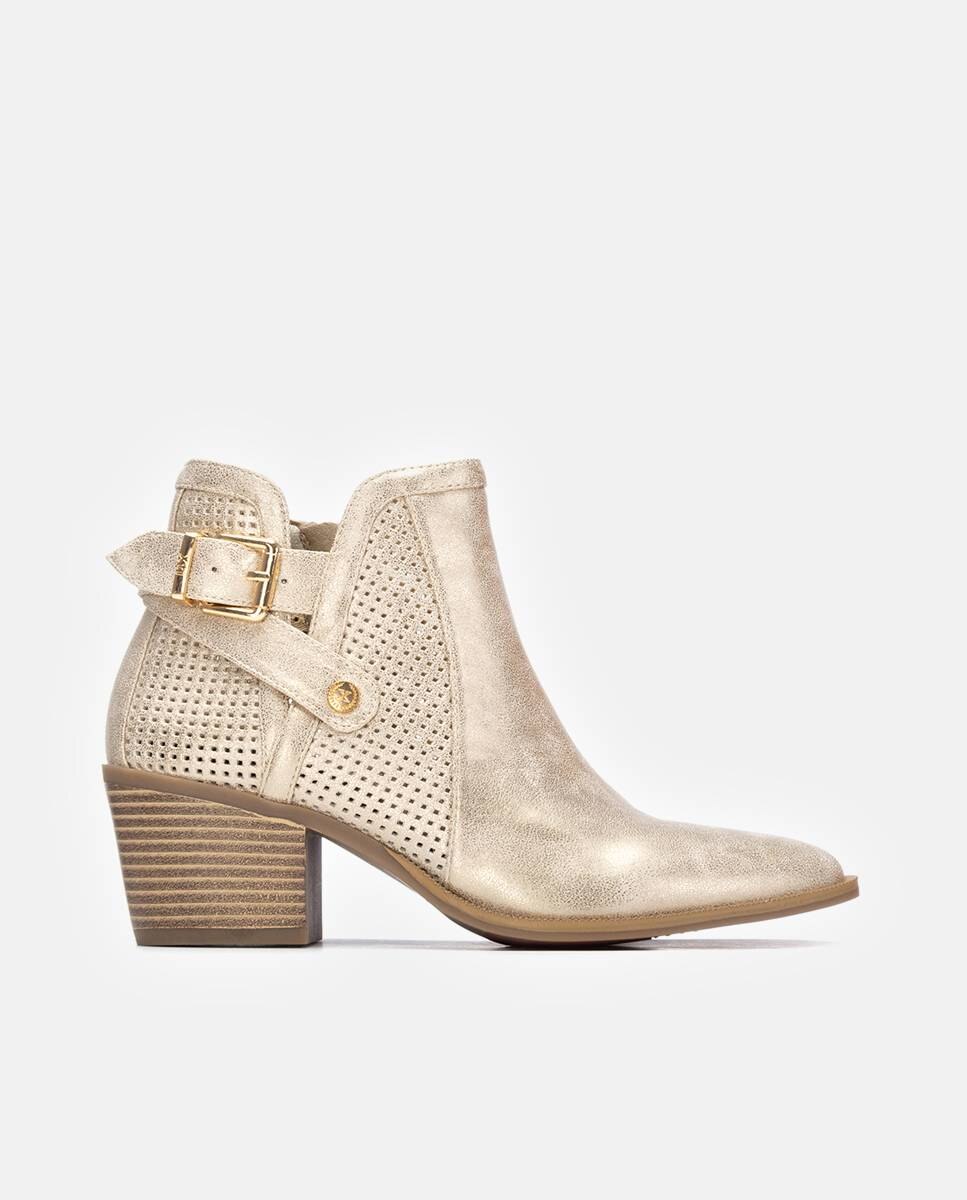 Imagem 0 de Botins Básicos com Salto e Fecho Zip