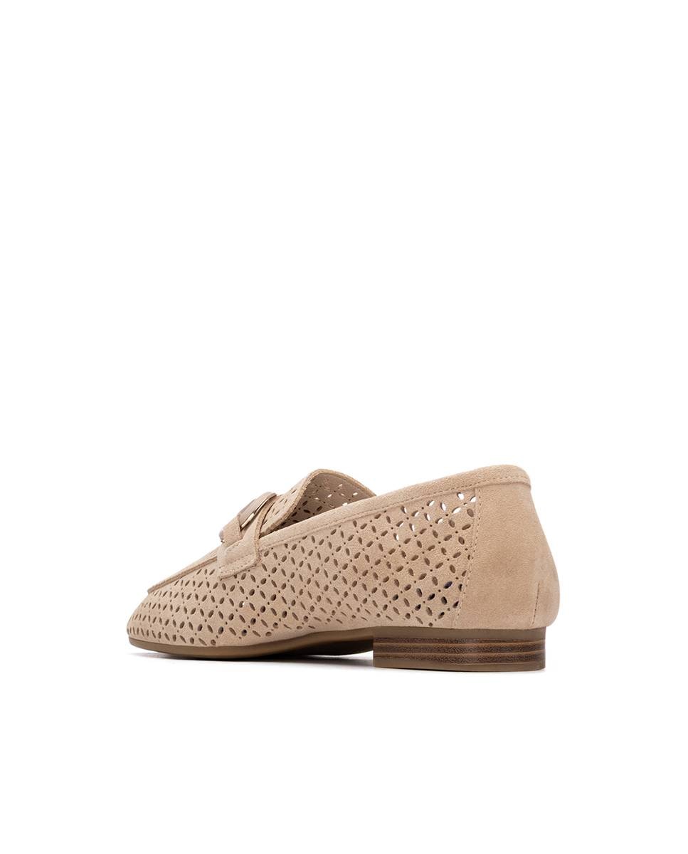 Mocassins Rasos de Pele com Corrente Decorativa Bege-4